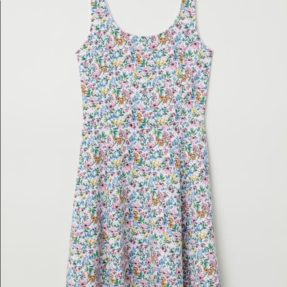 H&M’s Sleeveless Jersey Dress